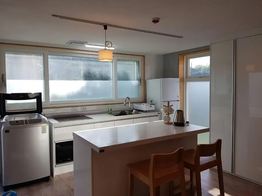 Iho Bay Apartment Jeju
