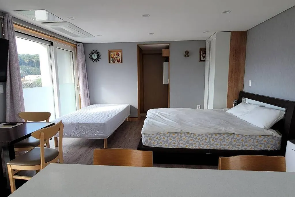 Iho Bay Apartment Jeju