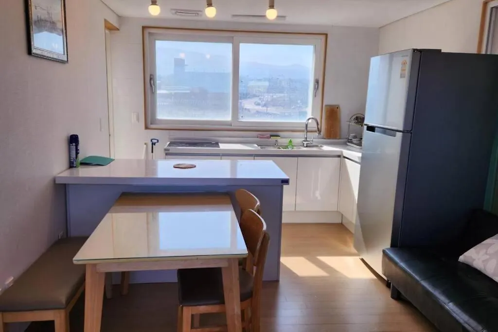 Iho Bay Apartment Jeju
